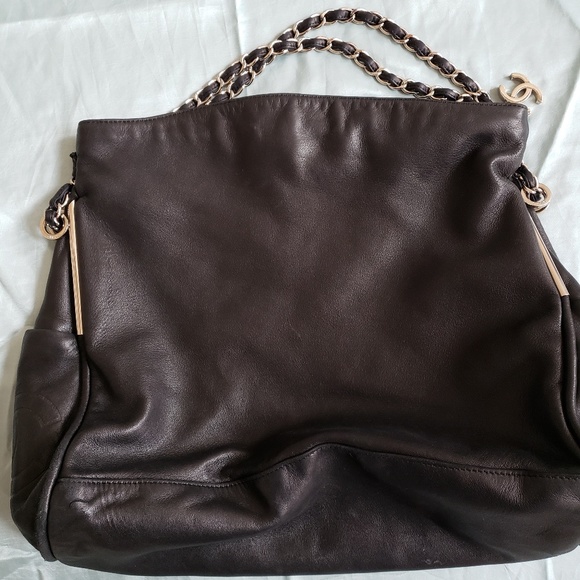 Chanel Hobo - Picture 8 of 8